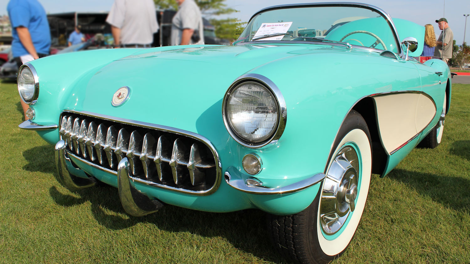 Click to Enlarge-Esc to Close Corvette Generations/C1/C1 1956 ACM Cascade Green - Beige.jpg